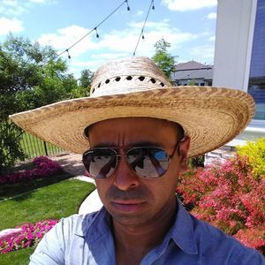 Meet your Posher, Edgar